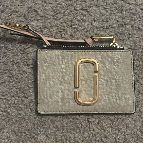 MARC JACOBS WALLET👛✨ - Picture 1 of 3